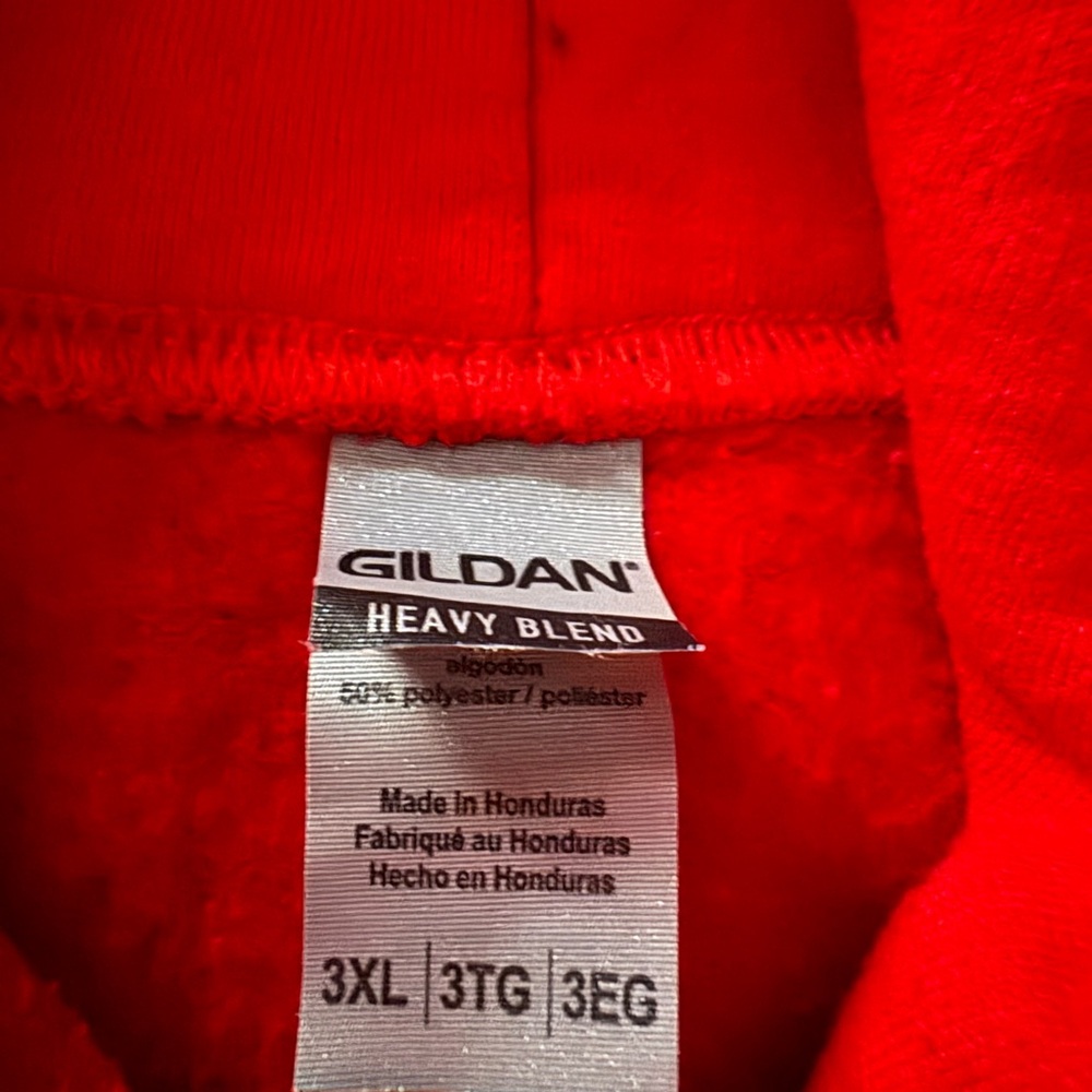 Gildan Heavy Blend Hoodie in Bold Red